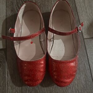 Girls size 2 Red Glitter May Jane dress Shoes